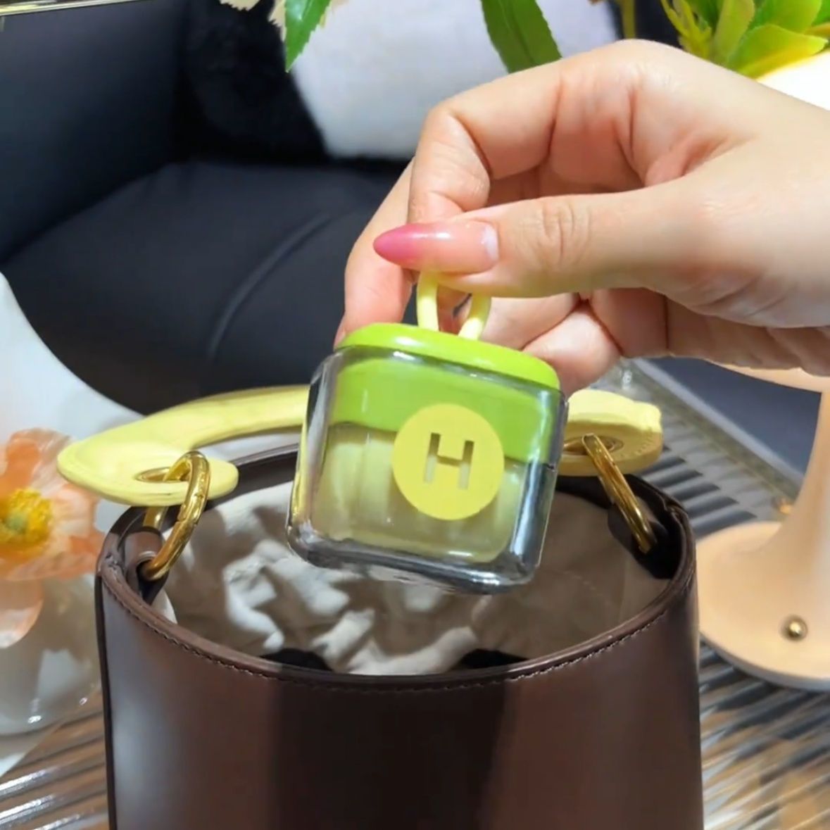 Lint-Free Magic Roller